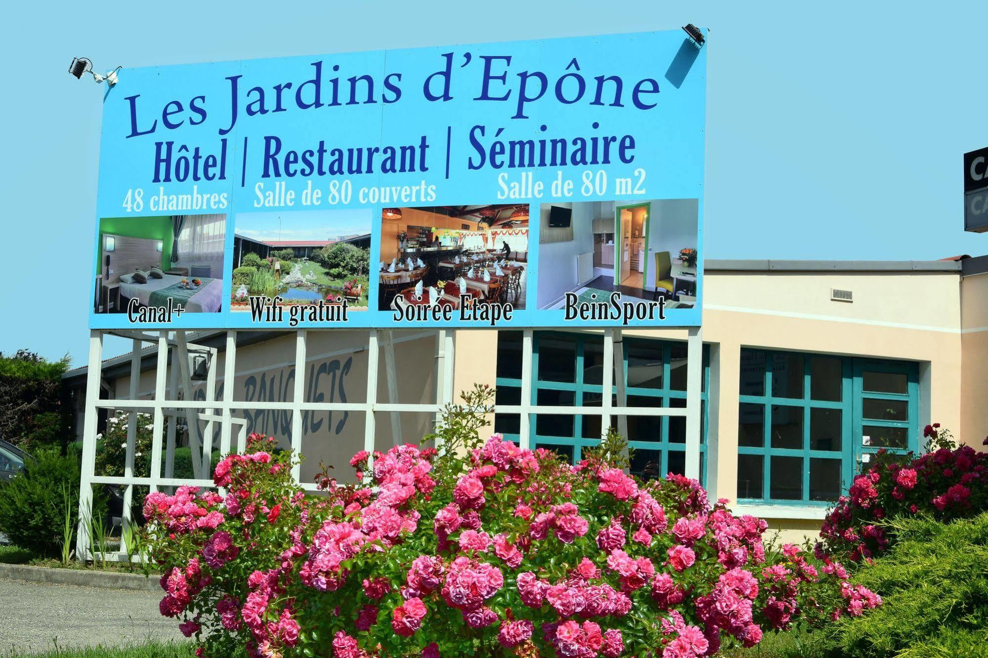 Hotel Restaurant Les Jardins D'Épône Екстериор снимка